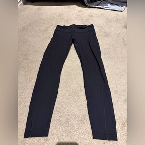 Size 6 Lululemon Leggings With Pockets - Black - GUC